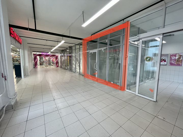 Торговая площадь, 12 м²