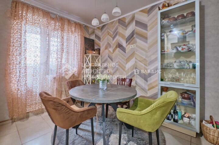 3-к. квартира, 76,4 м², 1/12 эт.