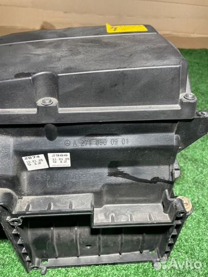 Корпус воздушного фильтра Mercedes-Benz C-Class