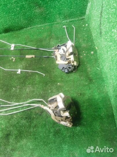 Замок двери Mitsubishi Lancer 9 1.6 2005