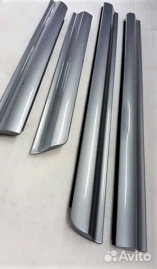 Молдинг,Накладка двери Audi A8 D3 (нижний)