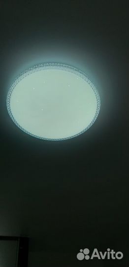 Светильник потолочный