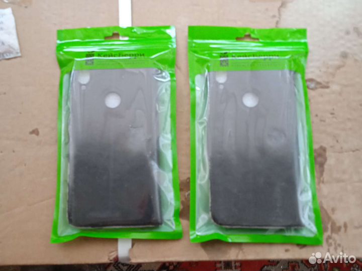 Чехлы на телефон, новые