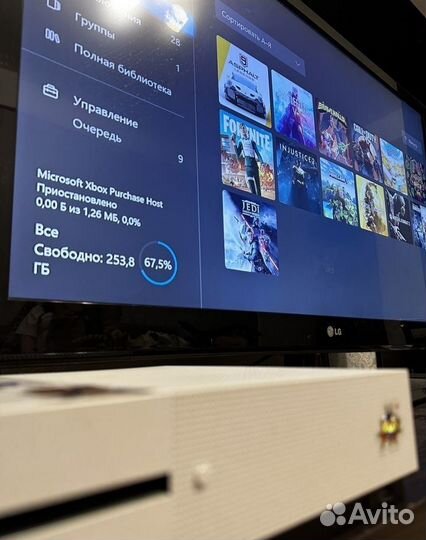 Xbox one s 2 геймпада 1tb