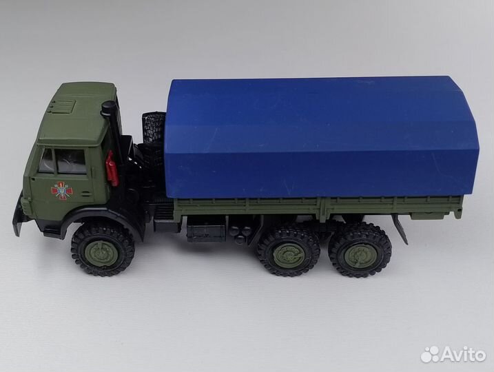 Камаз 4320 (1976-2001), военный, с синим тентом