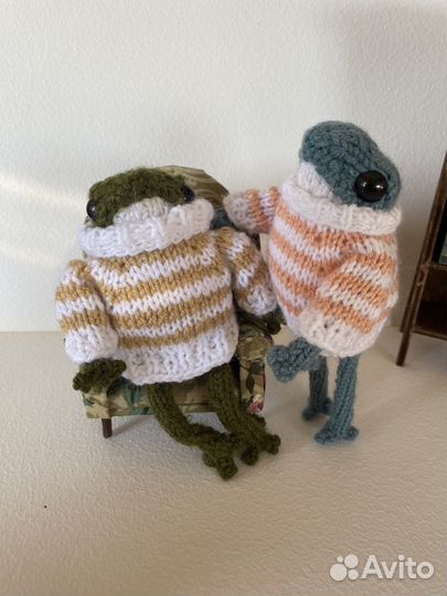 Вязаная лягушка