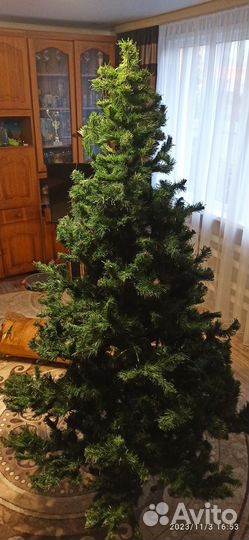 Елка искусственная 210 см