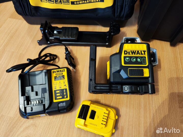 Лазерный уровень DeWalt DW089LG