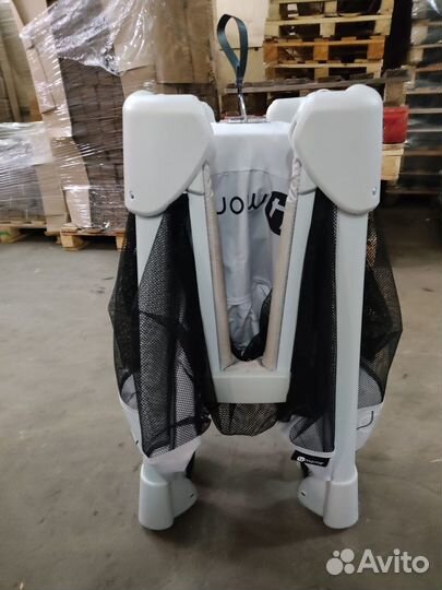 Манеж складной 4moms