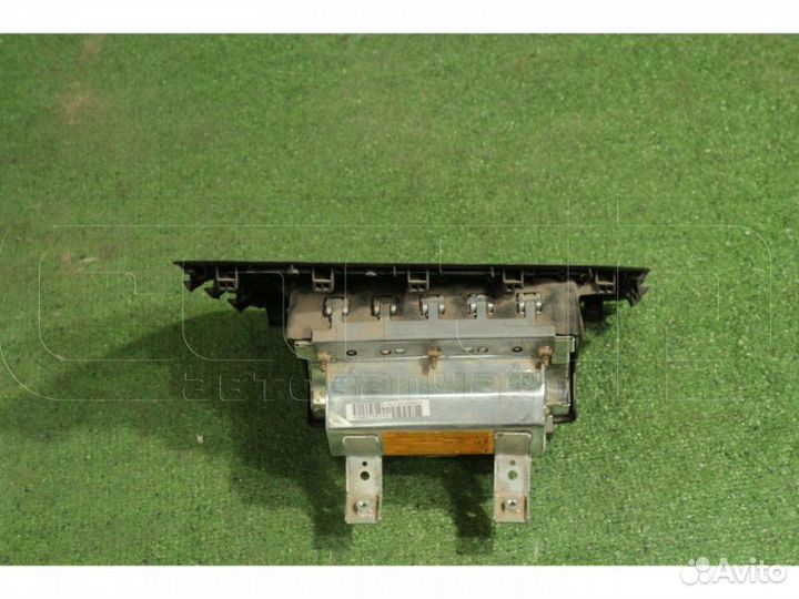 Подушка безопасности пассажира Subaru Forester SG5