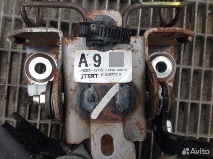 Замок зажигания Тойота Королла