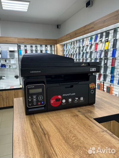Лазерное мфу Pantum M6550NW