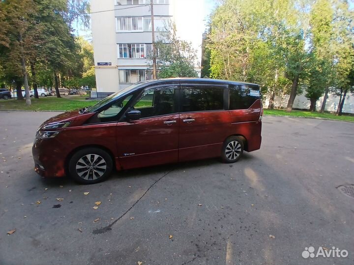 Nissan Serena 2.0 CVT, 2017, 124 900 км
