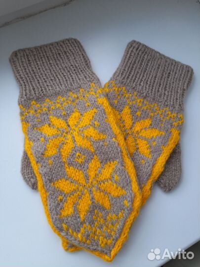 Варежки женские зимние