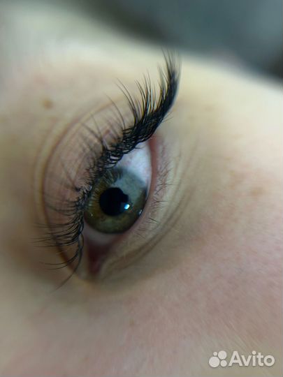 Наращивание ресниц на дому