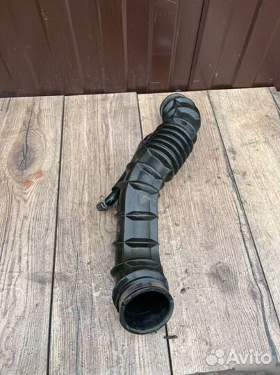 Патрубок дроссельной заслонки Chery Bonus 3 3 1.5