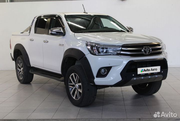 Toyota Hilux 2.8 AT, 2017, 211 155 км