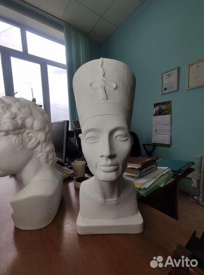 Бюст Нефертити, скульптура