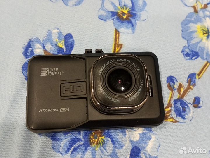 Компактный фотоаппарат