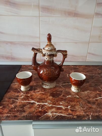 Кувшин и 2 чашки