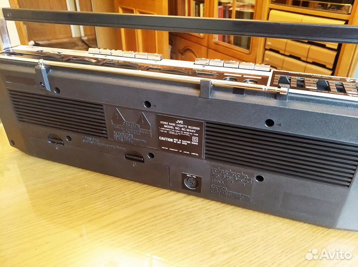 Магнитола JVC RC-W44