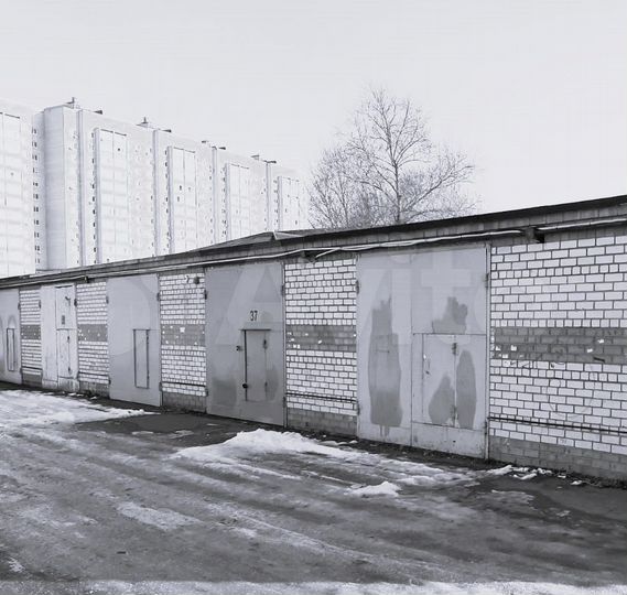 Гараж, > 30 м²