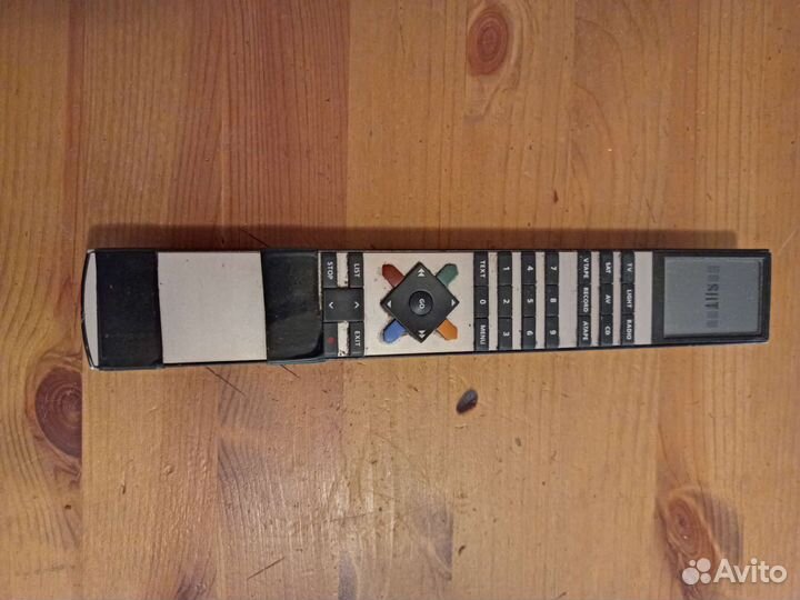 Телевизор Bang olufsen Avant 28