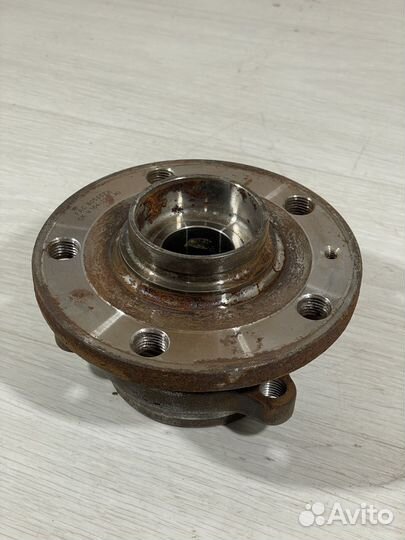 Ступица передняя VW Passat cc