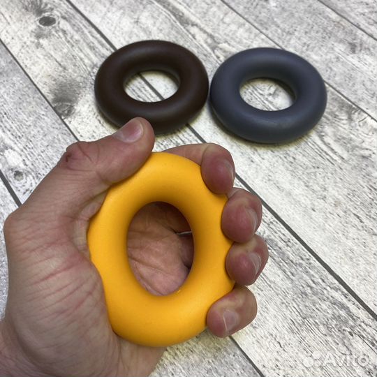 Набор кистевых эспандеров Fortius, 3 шт. 40,50,60к