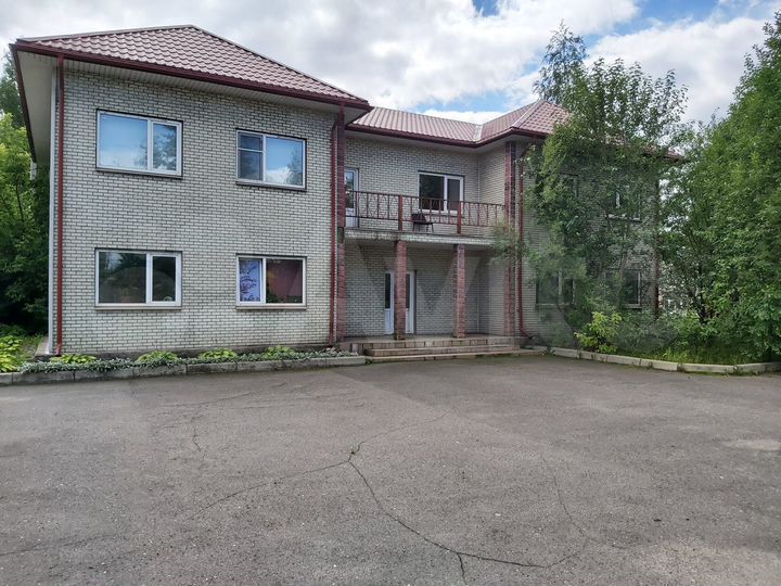 Свободного назначения, 1350м²