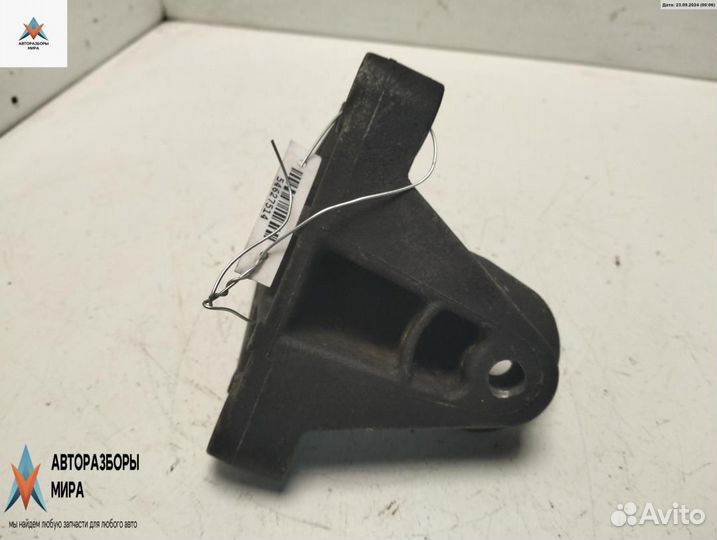 Кронштейн двигателя Renault Laguna 2 2003