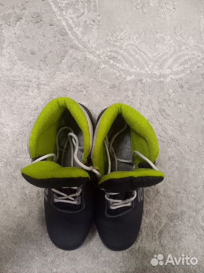 Лыжные ботинки