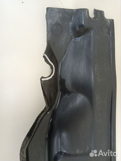 Водосток Ford Focus 3 2011