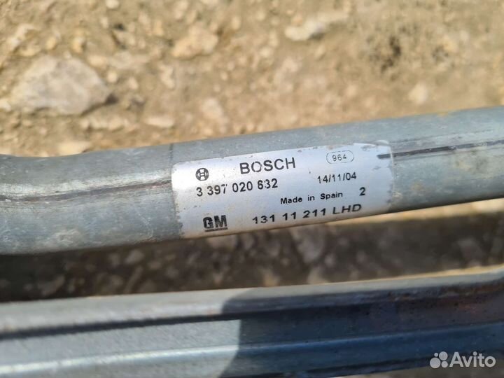 Трапеция стеклоочестителя с мотором Opel Astra H