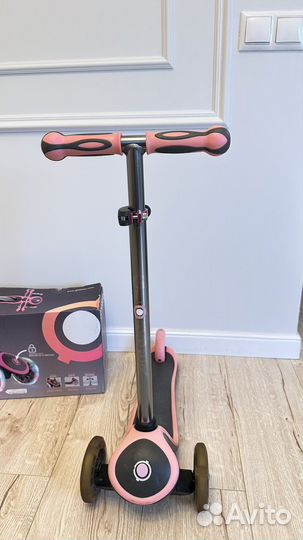 Самокат Globber трехколесный