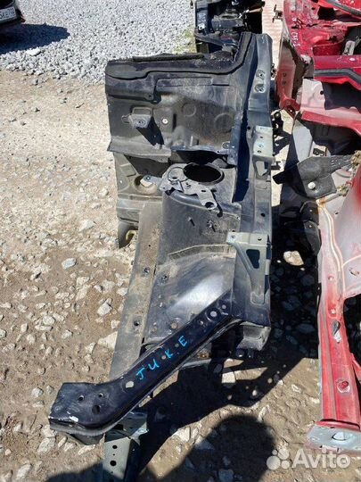 Четверть передняя левая Nissan Juke