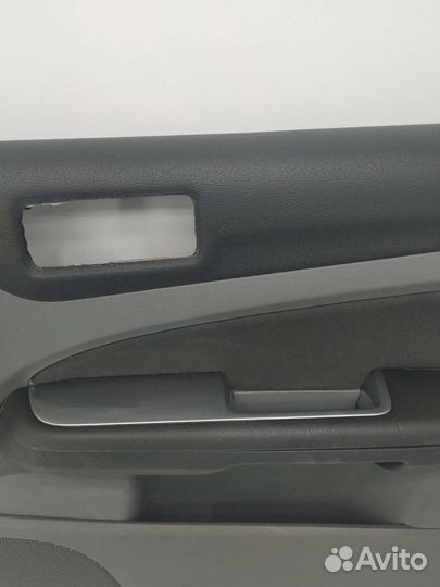 Ford Focus 2 обшивка двери