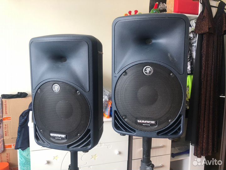 Профессиональные колонки Mackie srm 350 v2