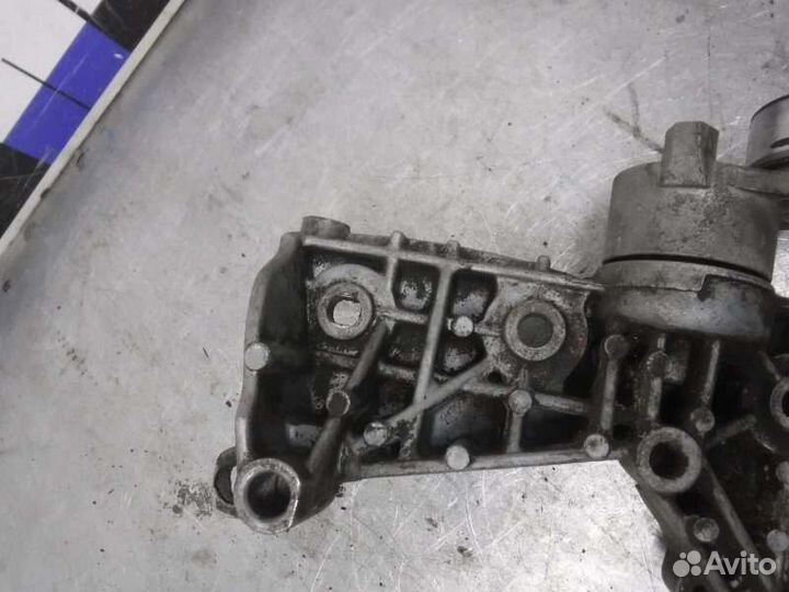 Кронштейн генератора Renault Megane K4M 2005