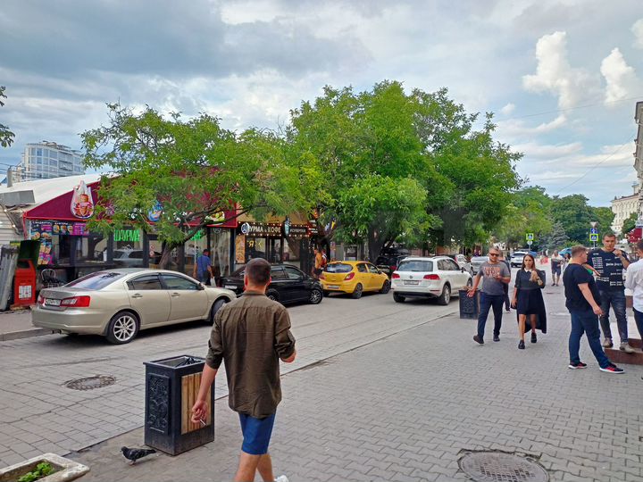 Фаст Фуд, Общепит в Арт Бухте на 100-метровке