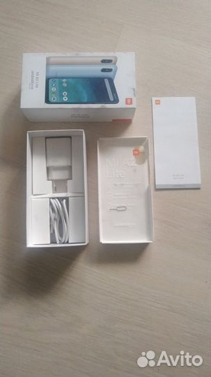 Xiaomi Mi A2 Lite Android One, 3/32 ГБ