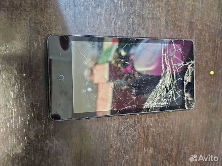 ZTE Blade GF3, 8 ГБ