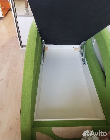 Детский диван кровать растущий стол и стул