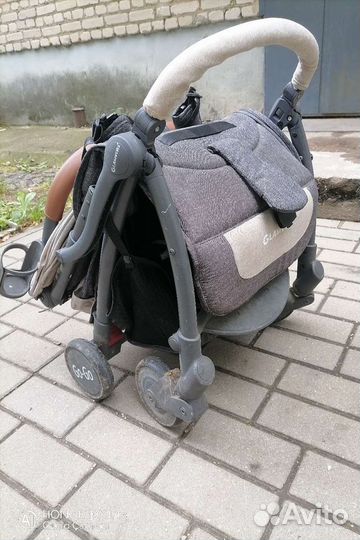 Прогулочная коляска