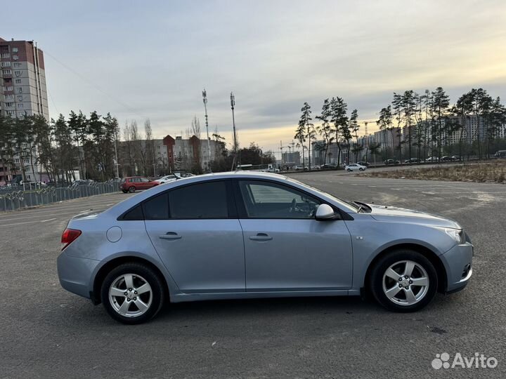 Chevrolet Cruze 1.6 МТ, 2011, 231 100 км