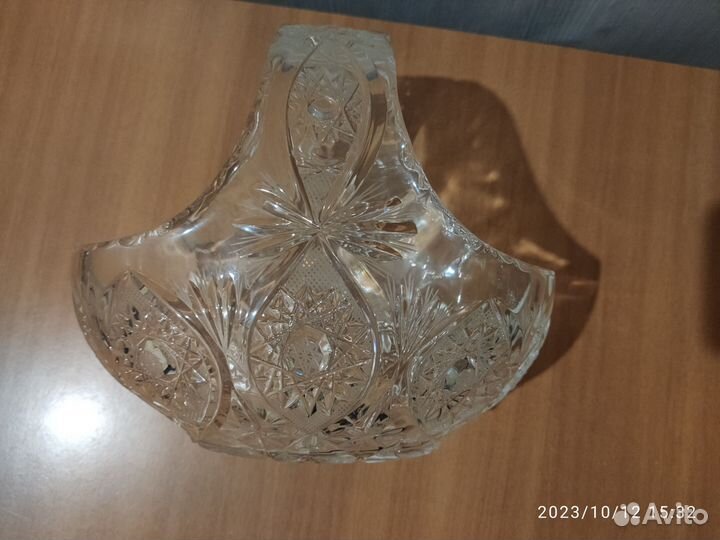 Ваза корзиночкой хрустальная СССР на 1л с ручкой