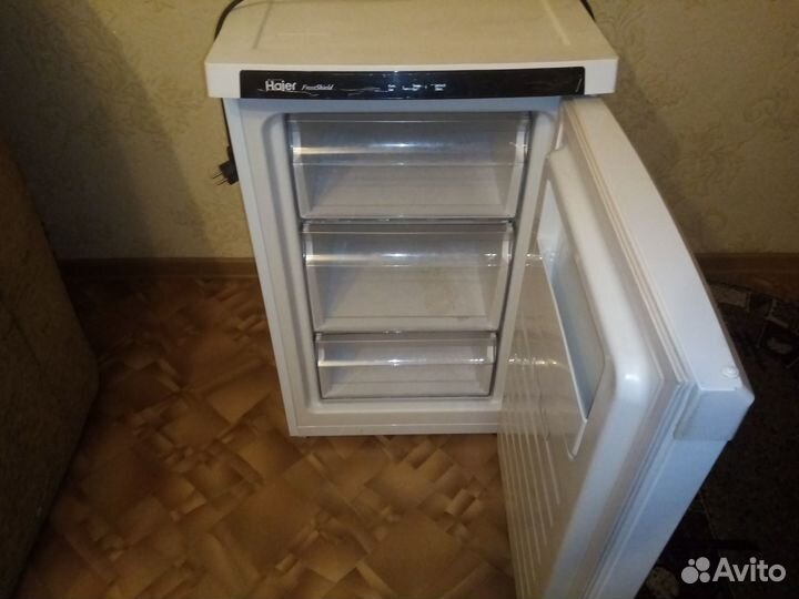 Морозильная камера Haier 82 литра