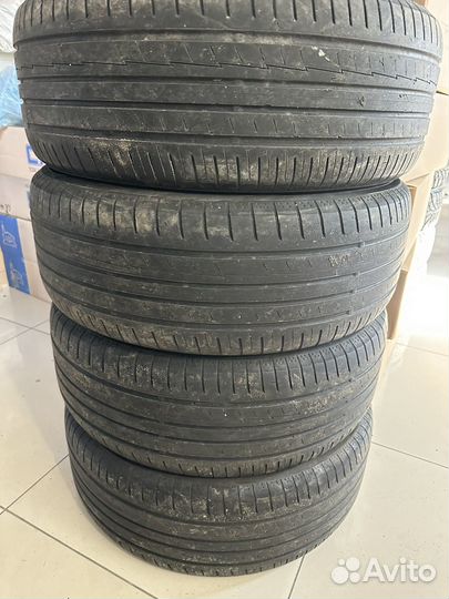 Yokohama BluEarth AE50 SUV 235/55 R18 100