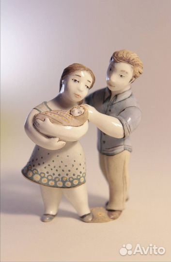 Статуэтка фаянс