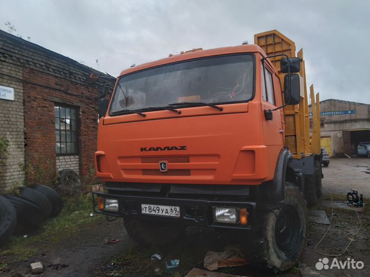 КамАЗ 43118-10 с КМУ, 2011